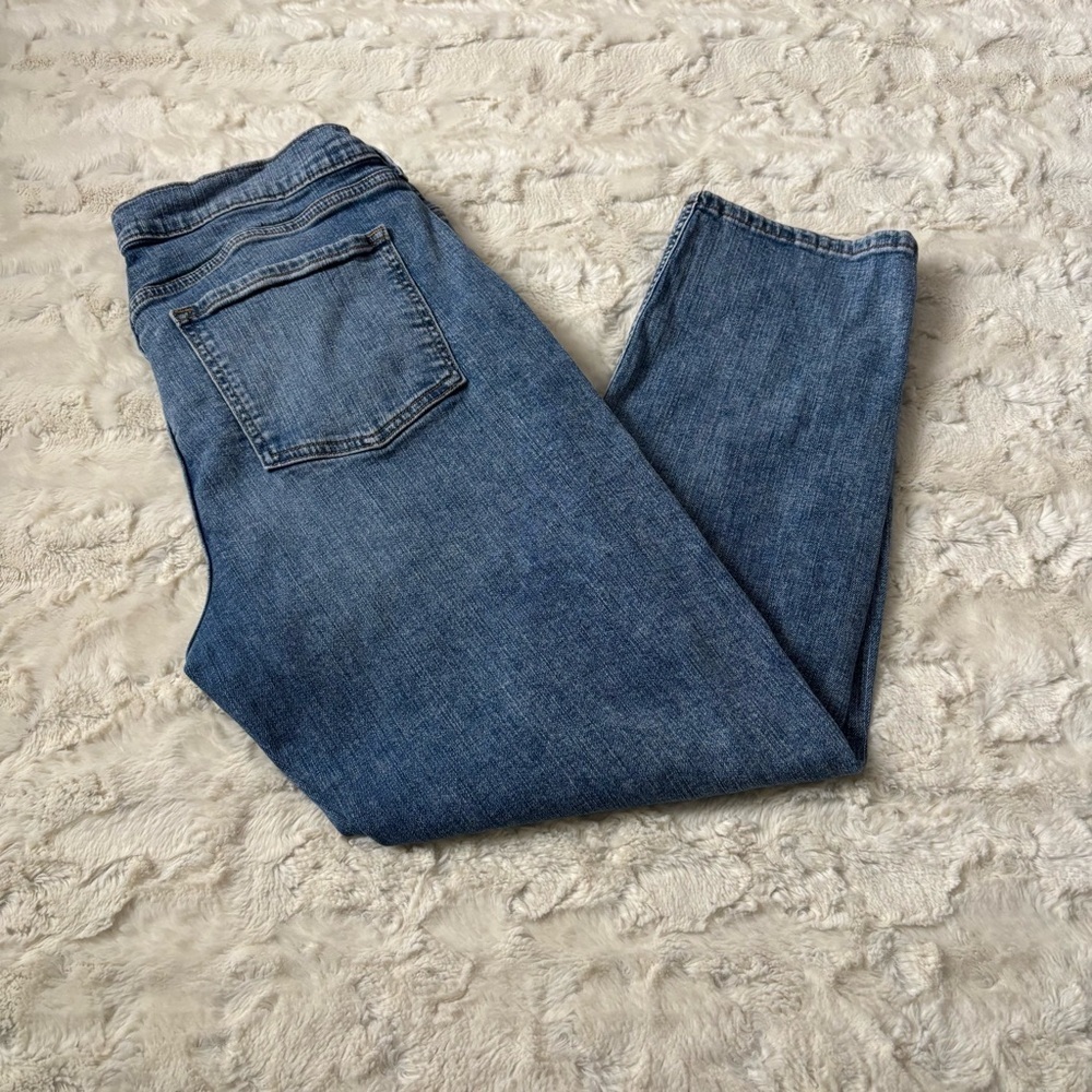 Banana Republic Women's Size 32/14 Blue Distressed Girlfriend Jeans